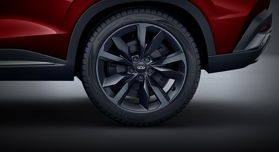 Black-Gloss-5-Spoke-Alloy